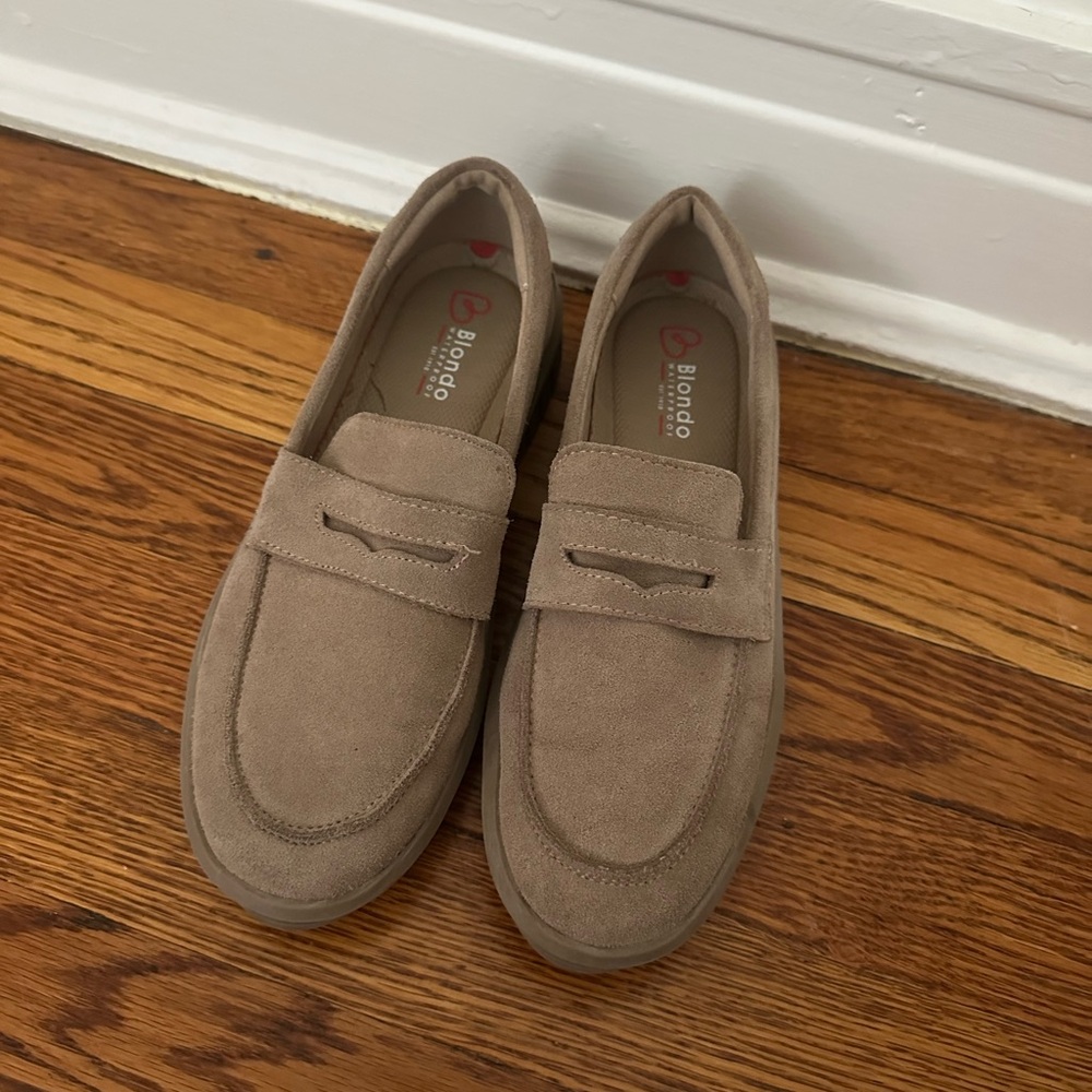 Blondo Waterproof Loafer - Picture 2 of 6